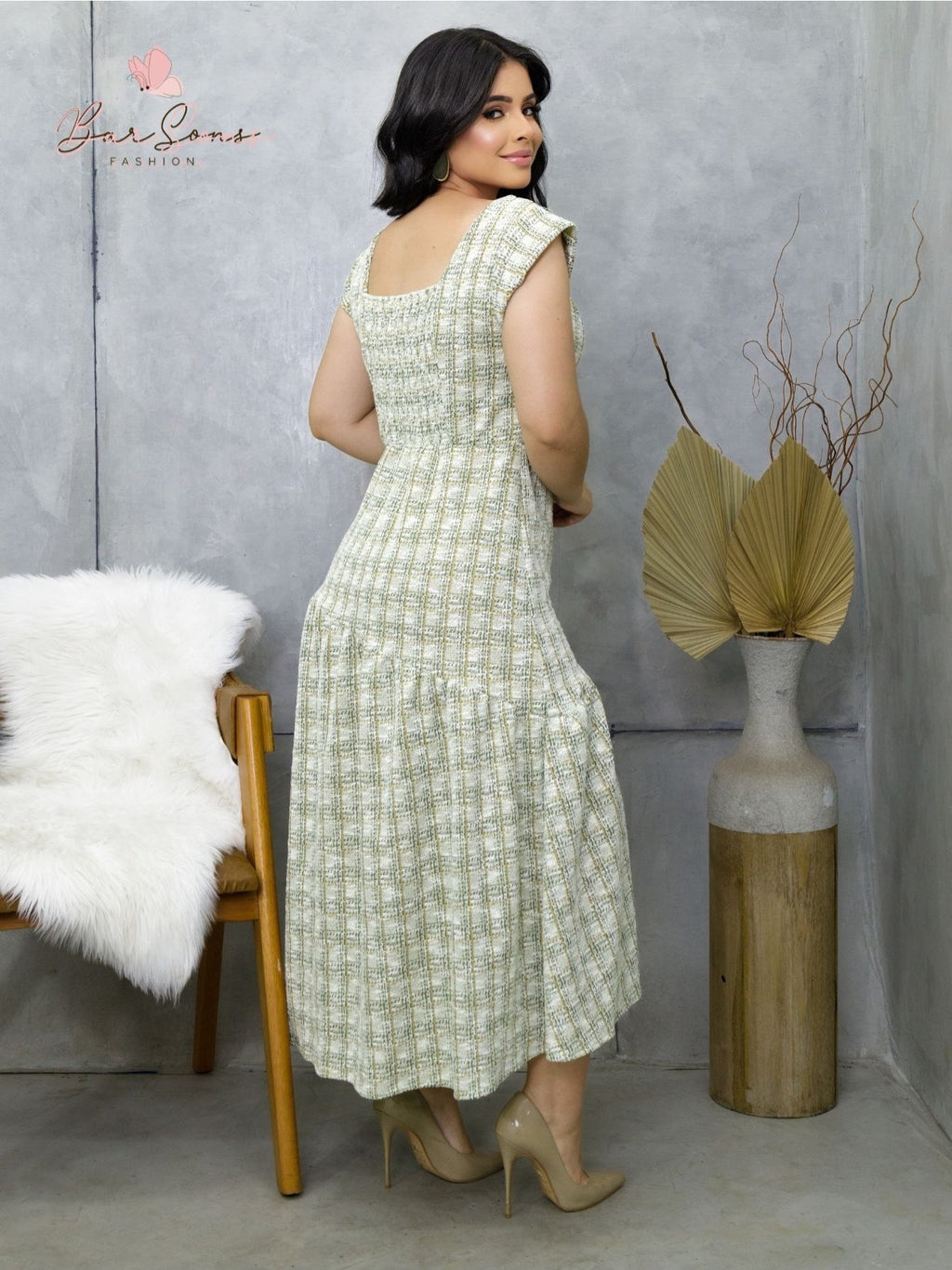 Vestido Midi Tweed Élégance