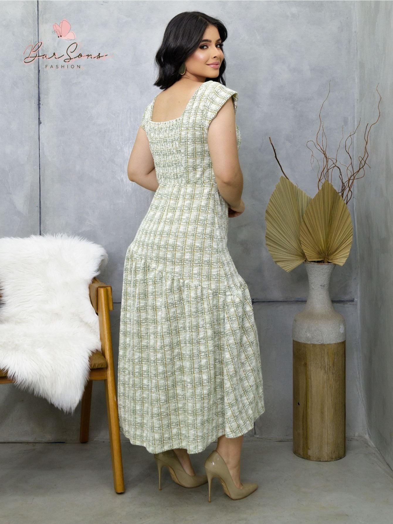 Vestido Midi Tweed Élégance
