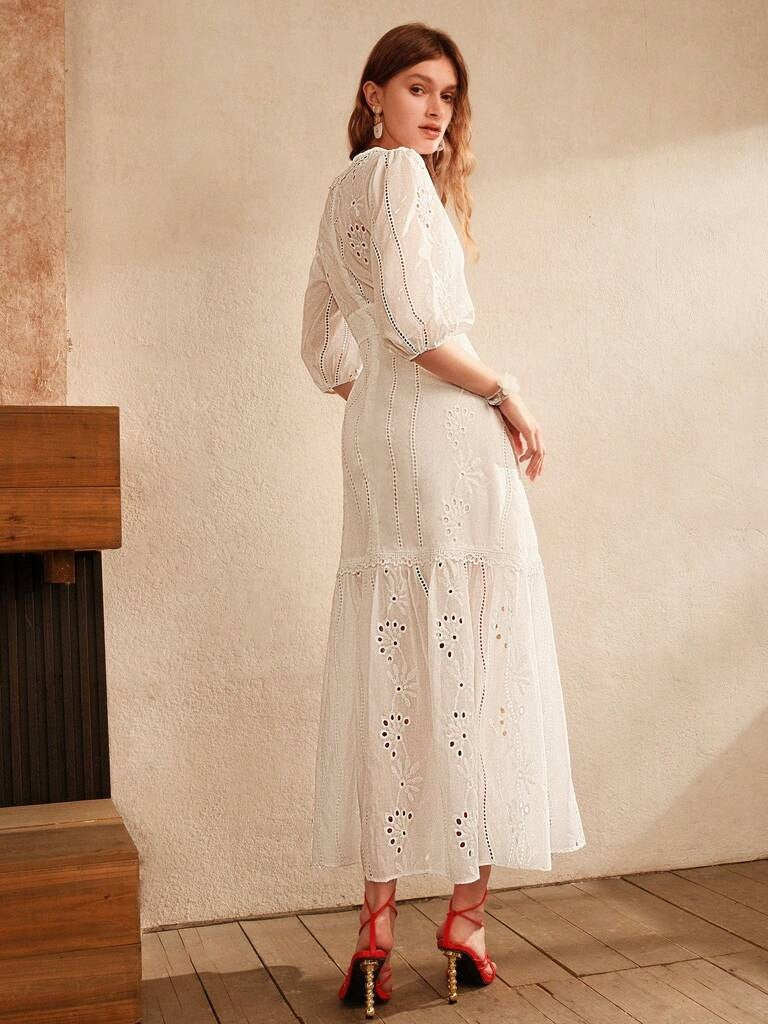 Vestido Branco Longo Com Renda Decote em V