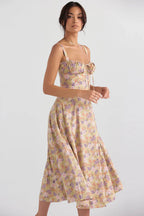 Vestido Floral Modelador com Corpete e Recorte na Cintura
